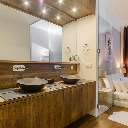 Luxury Three-room
