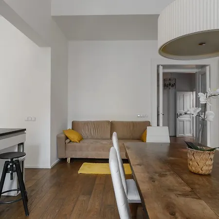 Luxury Three-room * Praga